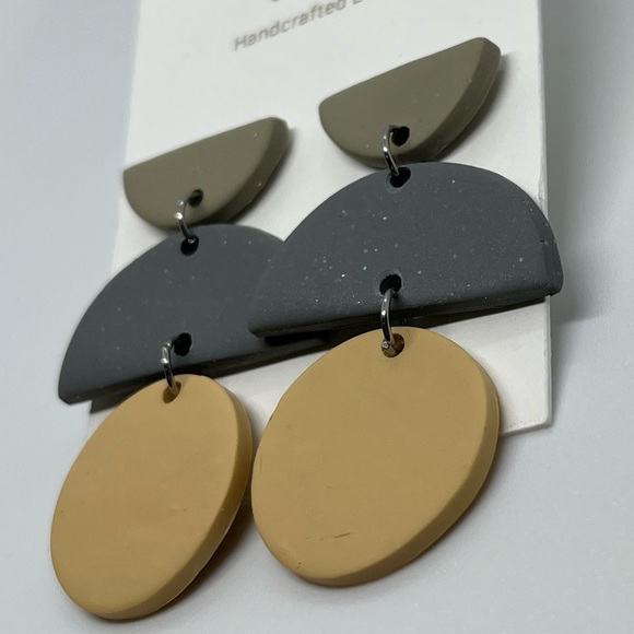NWT Handmade Clay Earrings - Picture 10 of 11